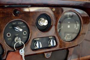 Bentley_S2_tableau_de_bord_original